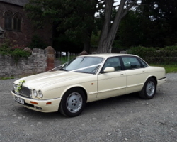 Jaguar XJ6